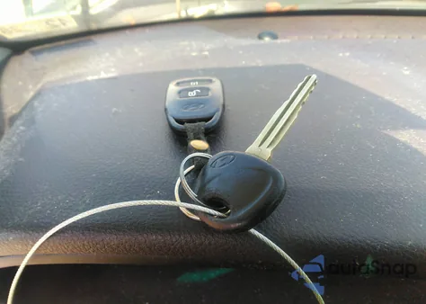 2011 Hyundai Santa Fe Gls from USA, damaged, VIN 5XYZG3AB6BG010372